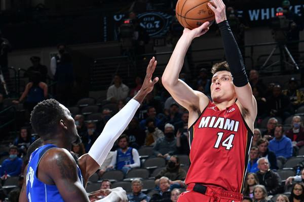 虽然阵容纸 虽然阵容纸